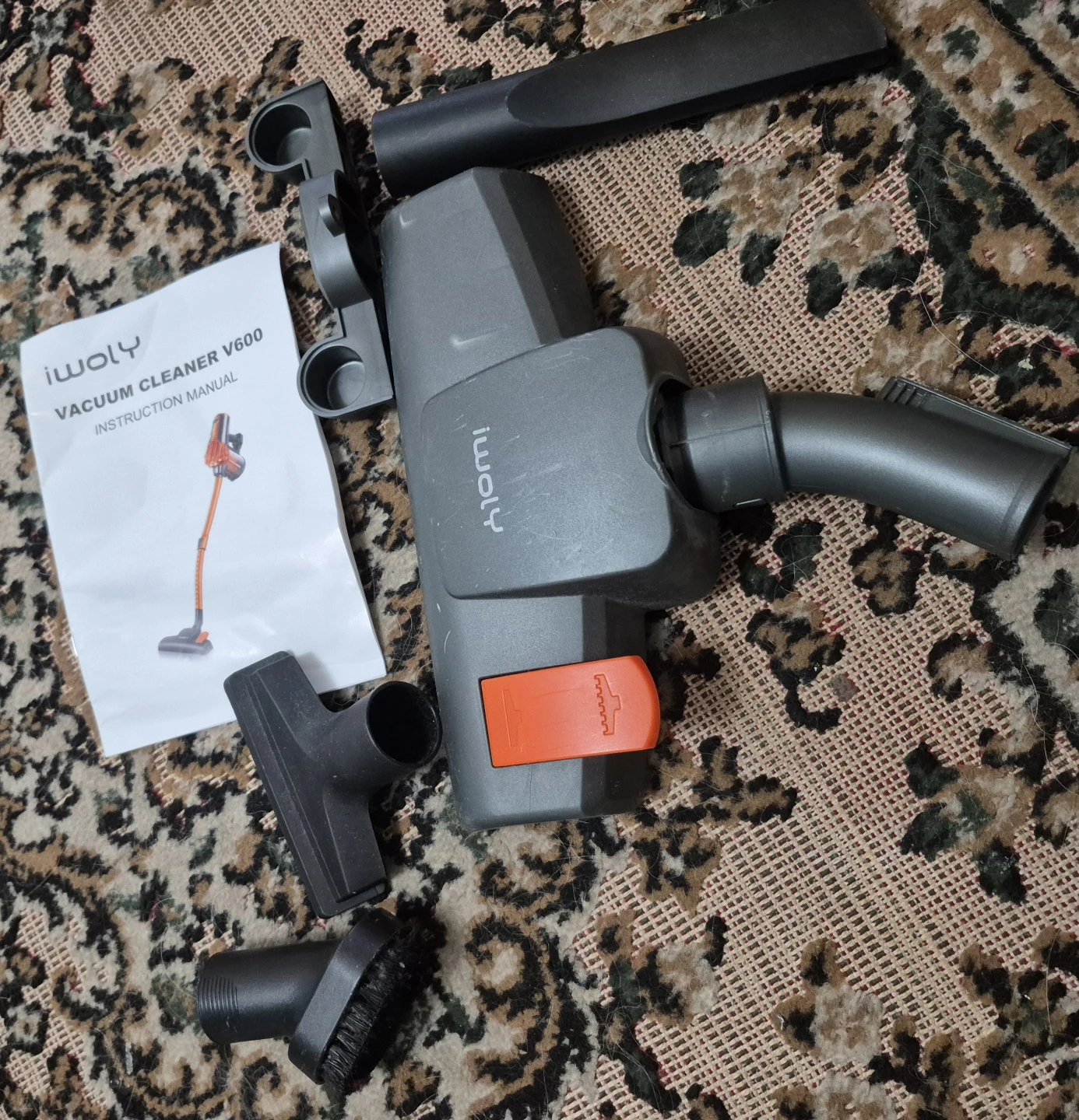 Iwoly Vacuum Cleaner V600 vacuum not included
