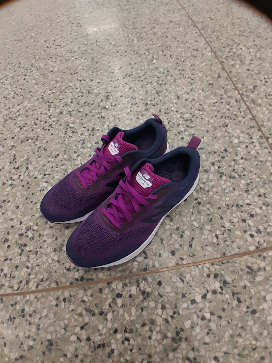 New Balance Purple Running Shoes Women's Size 11 - photo 4