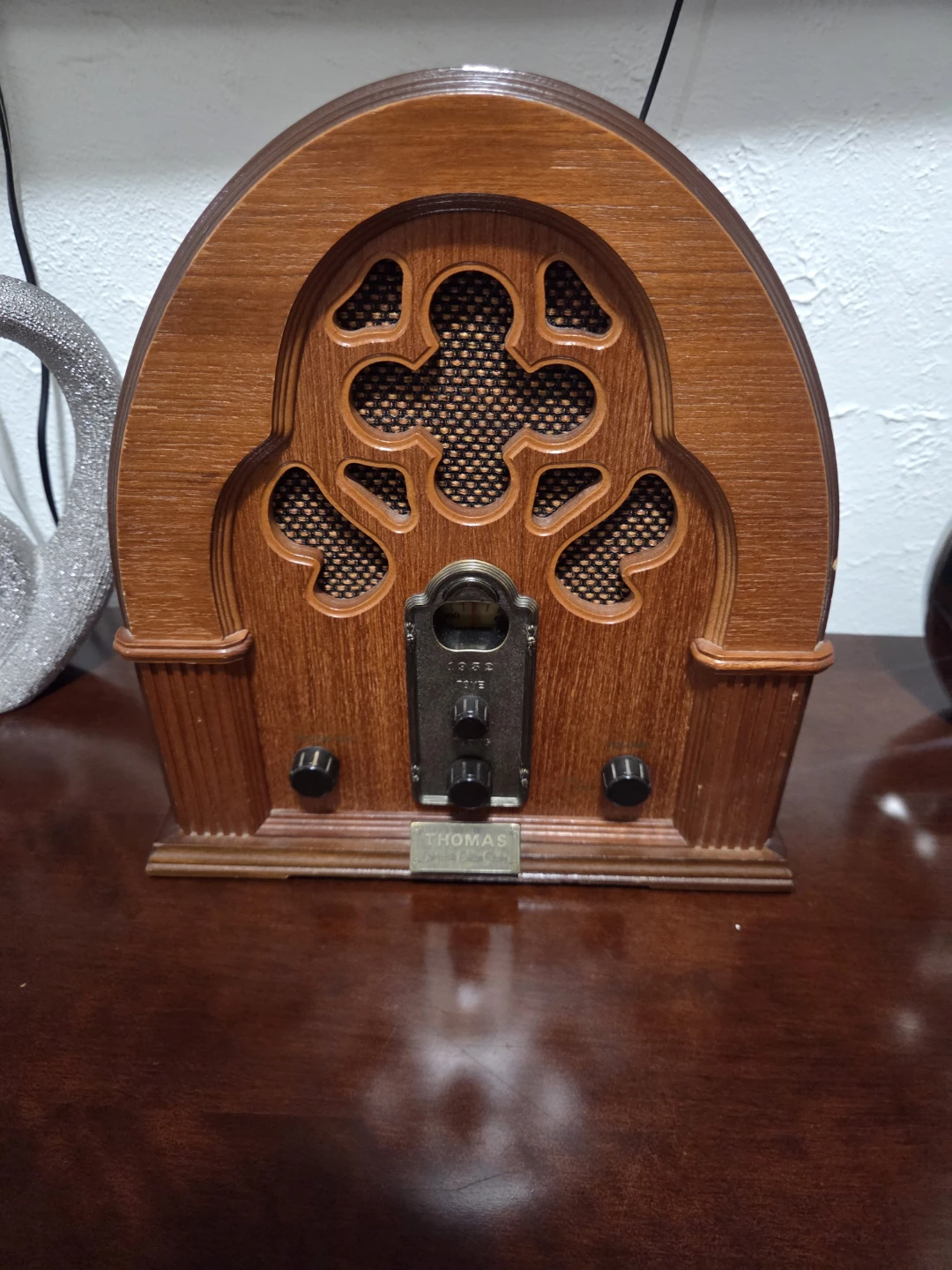 Thomas Radio