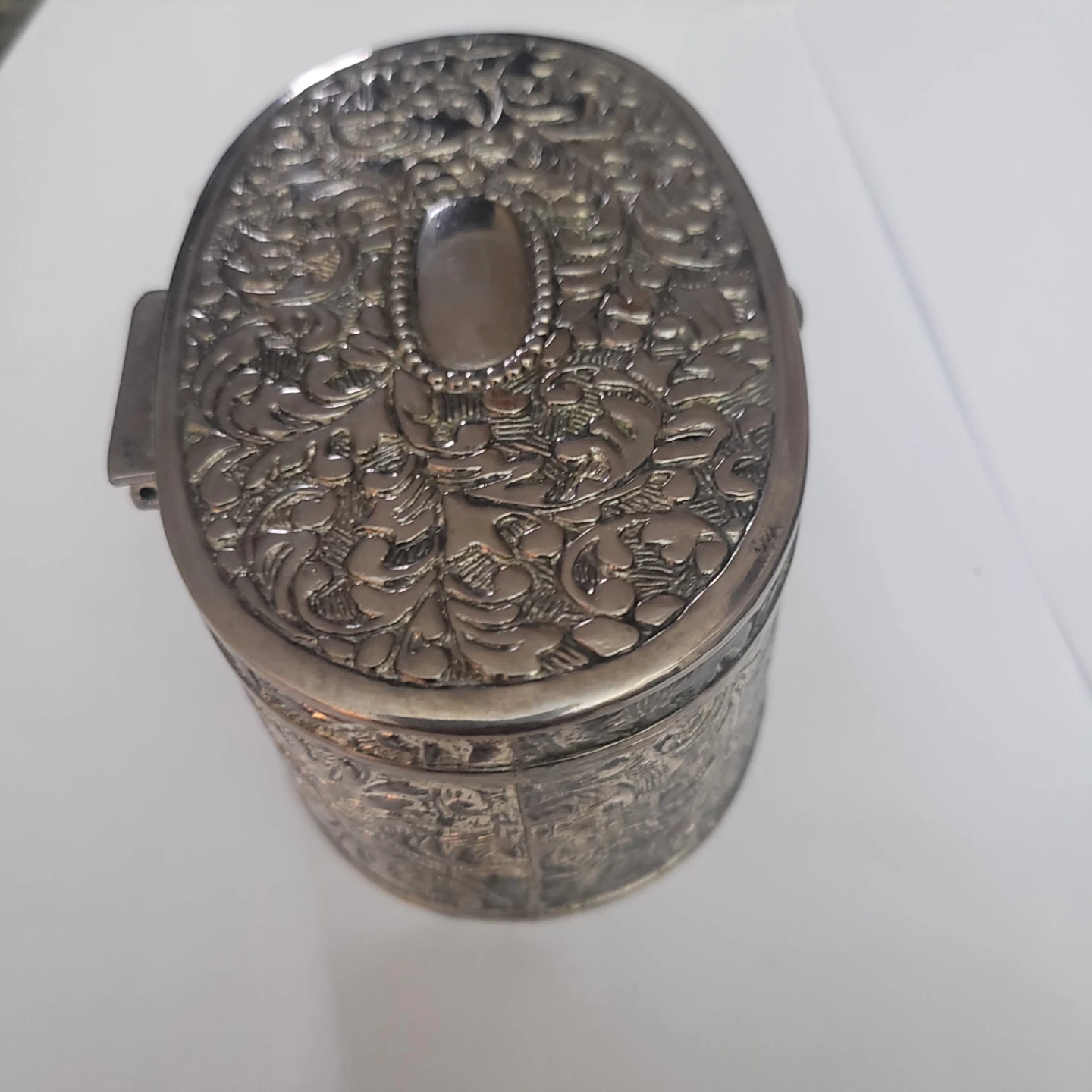 Ornate Silver-Tone Oval Trinket Box - photo 4