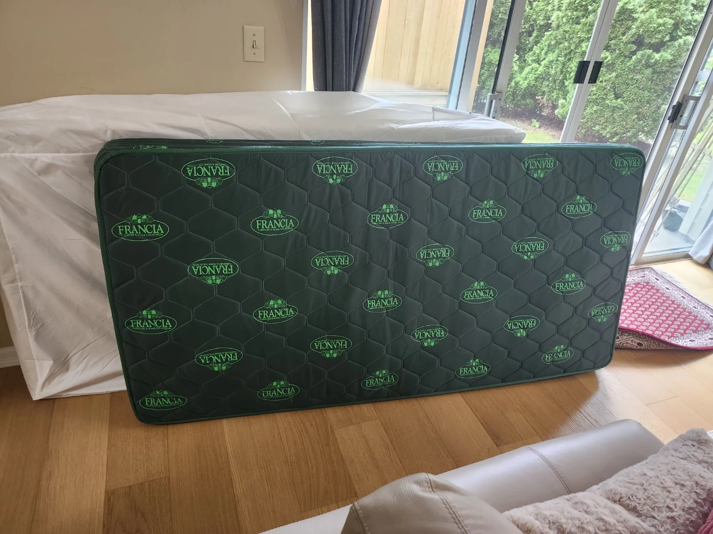 Single bed, box spring, mattress, and frame all-in-one - photo 3