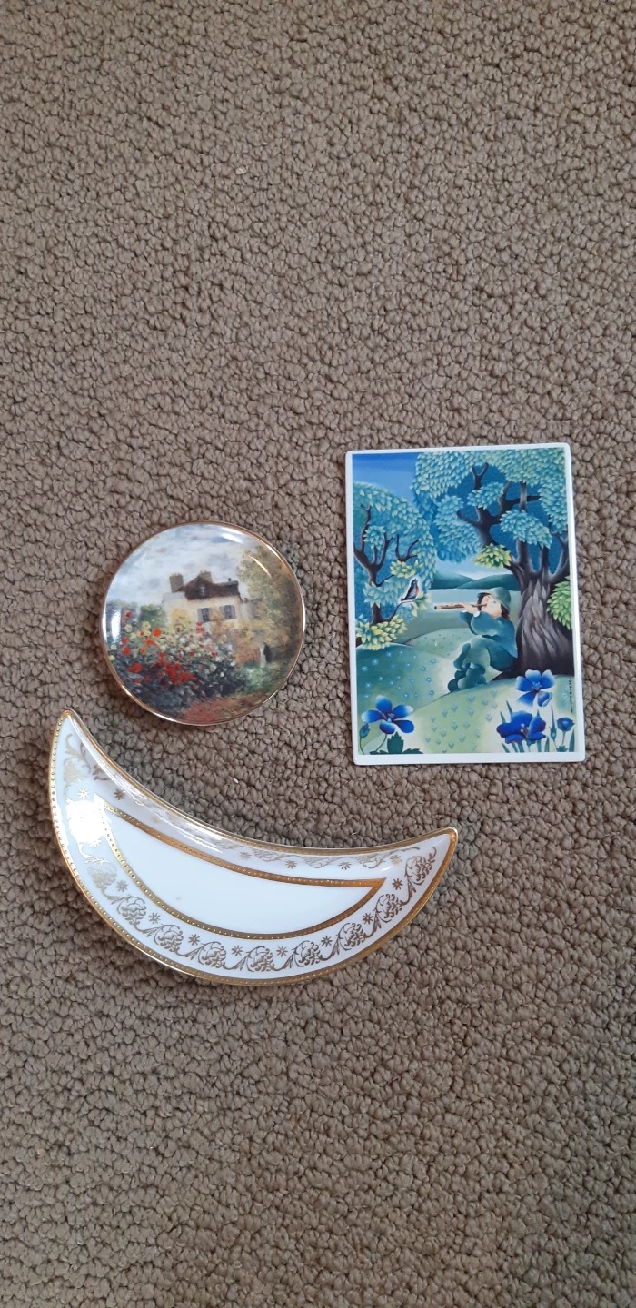 Set of 3 Lovely Porcelain Pieces
