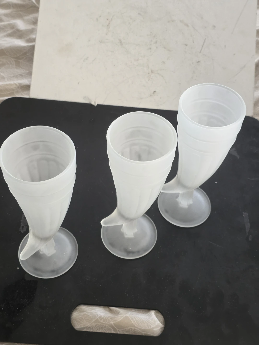 Vintage Frosted Glass Indiana Tiara pilsner