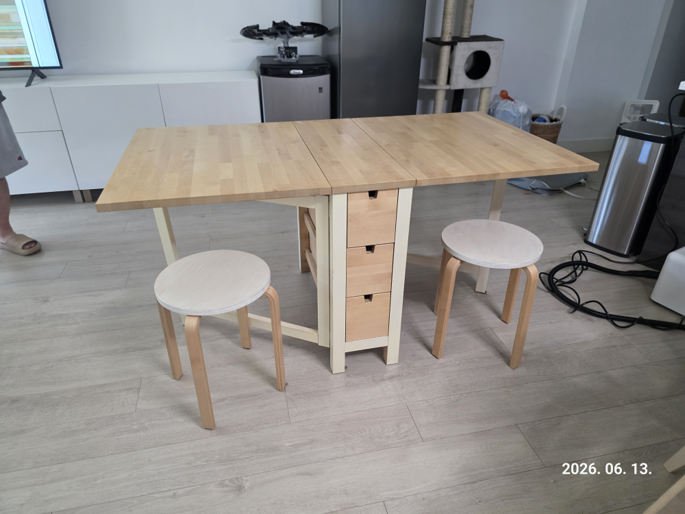 Foldable Dining Table with Stools - photo 2