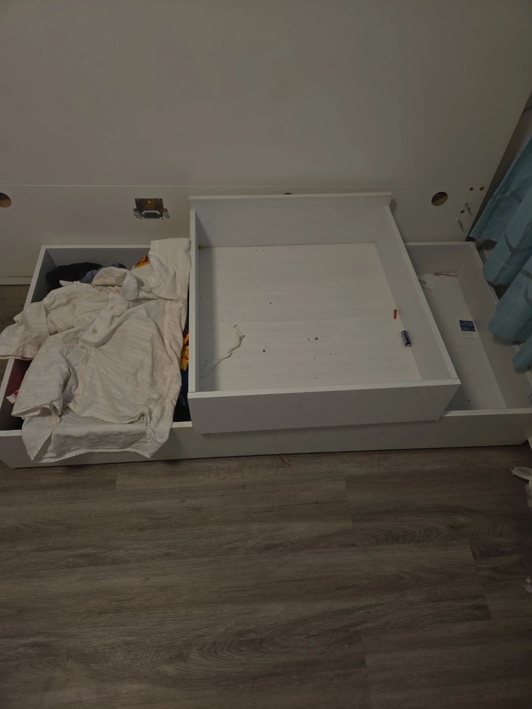 King size bed white frame - photo 5