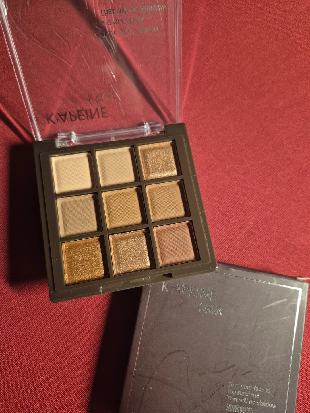 K'APEINE Eyeshadow Palette