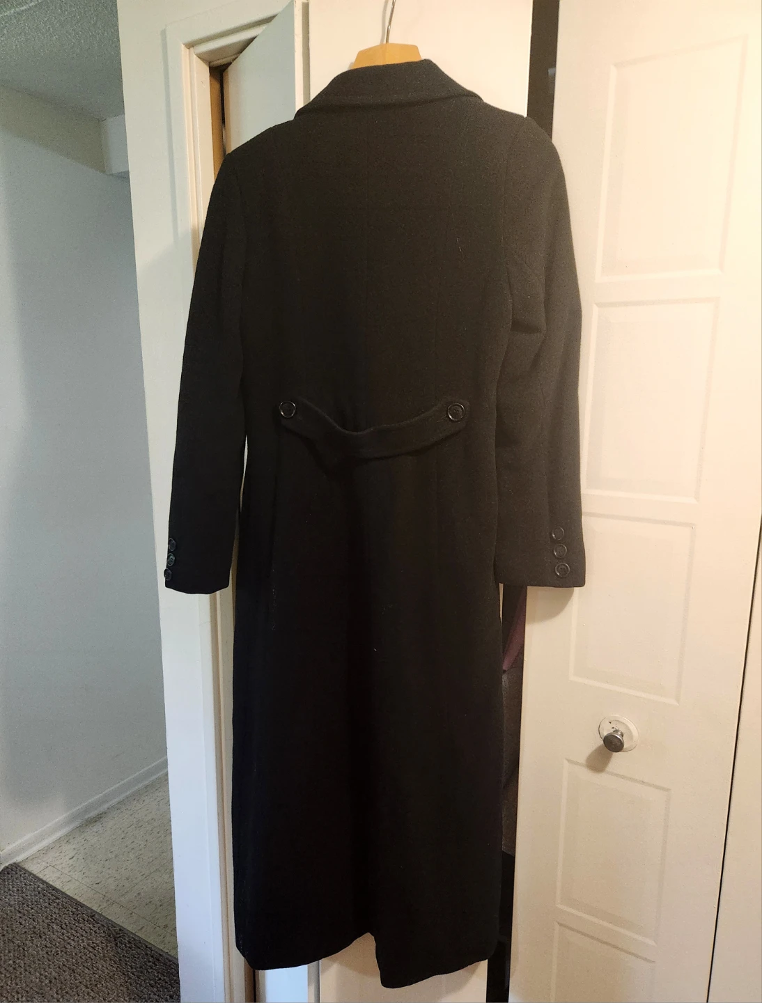 USED ~ Vintage Women's Wool Coat (Size 6) - photo 2