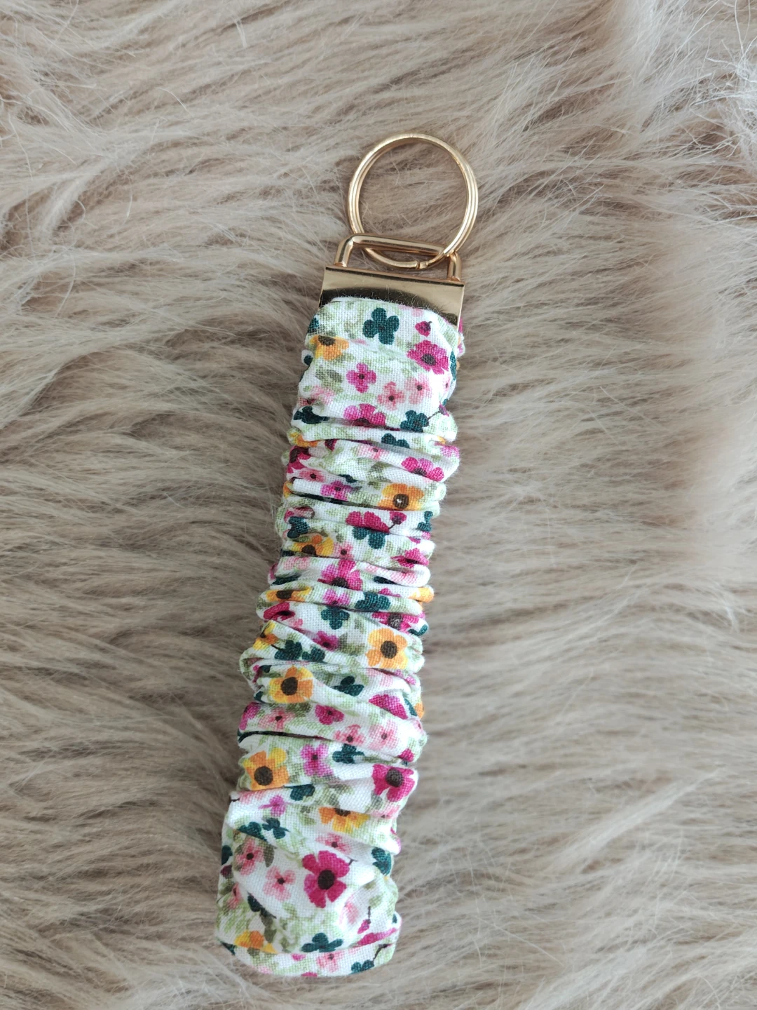 Scrunchies Keychain - photo 3