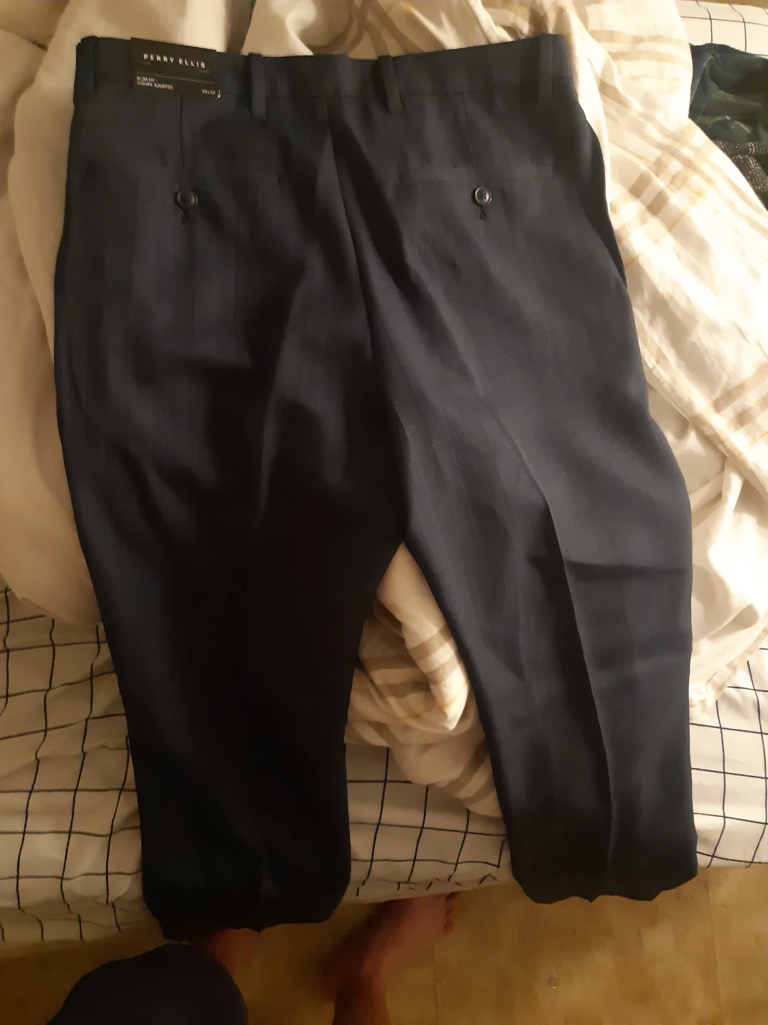 Perry Ellis Men's Slim Fit Dress Pants Navy 32/32