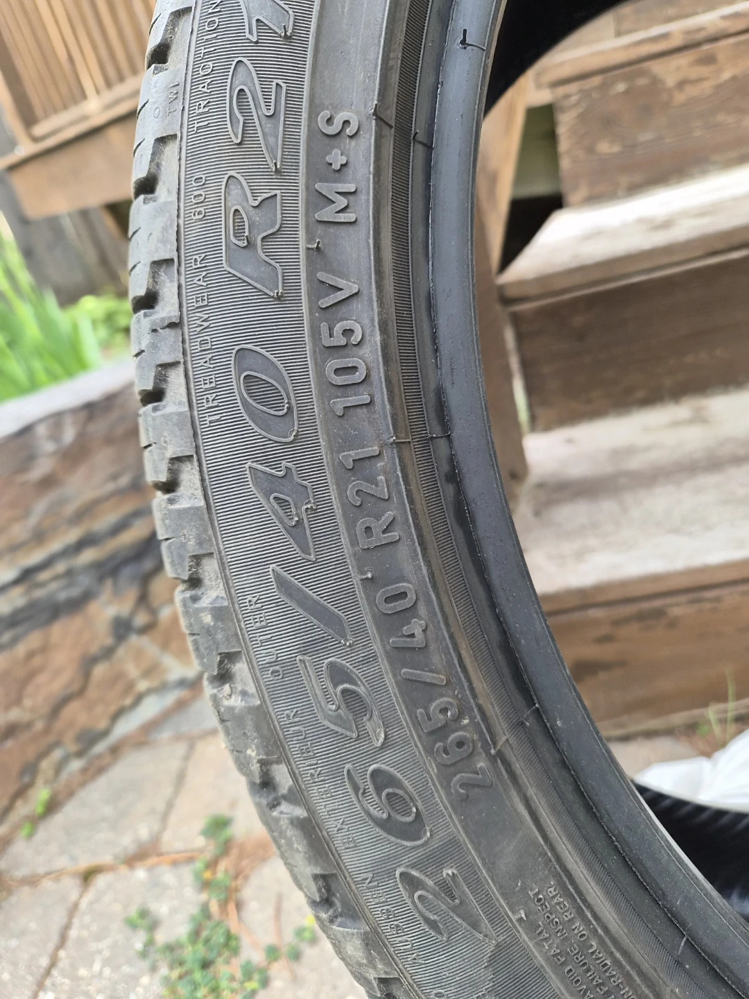 Pirelli Tire 265/40R21 - photo 2