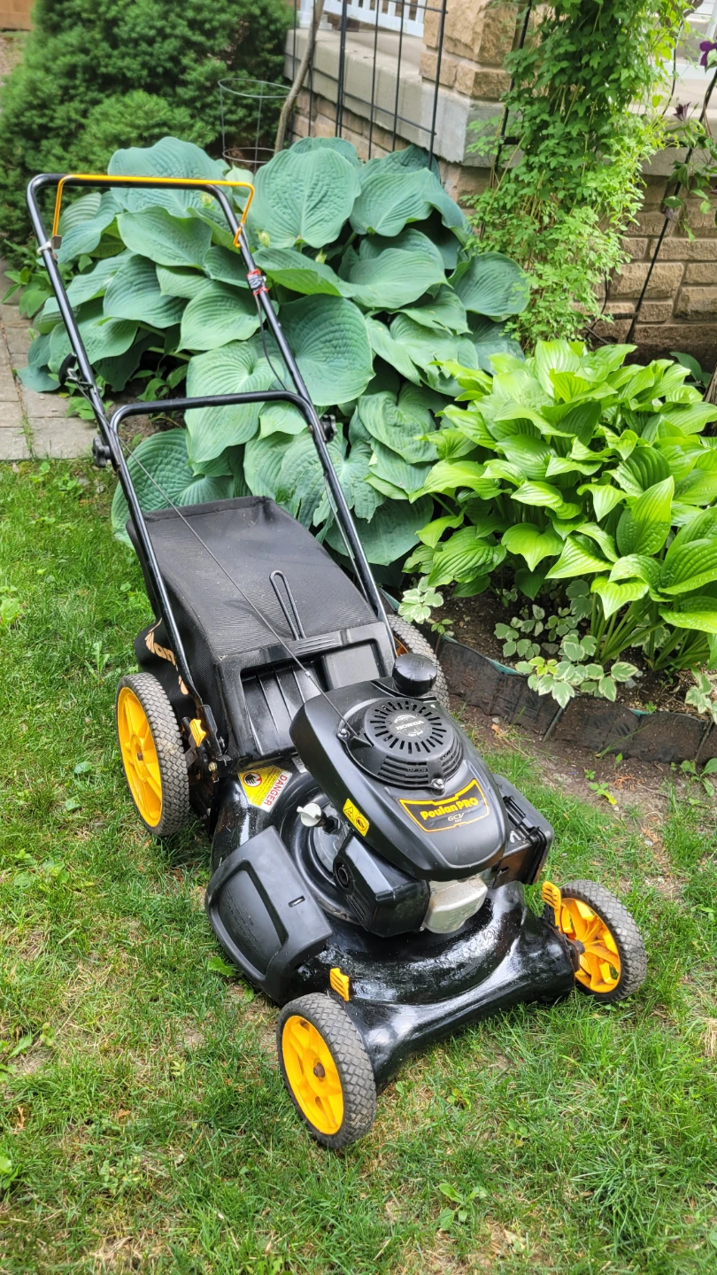 6HP HONDA LawnMower in excellent working condition