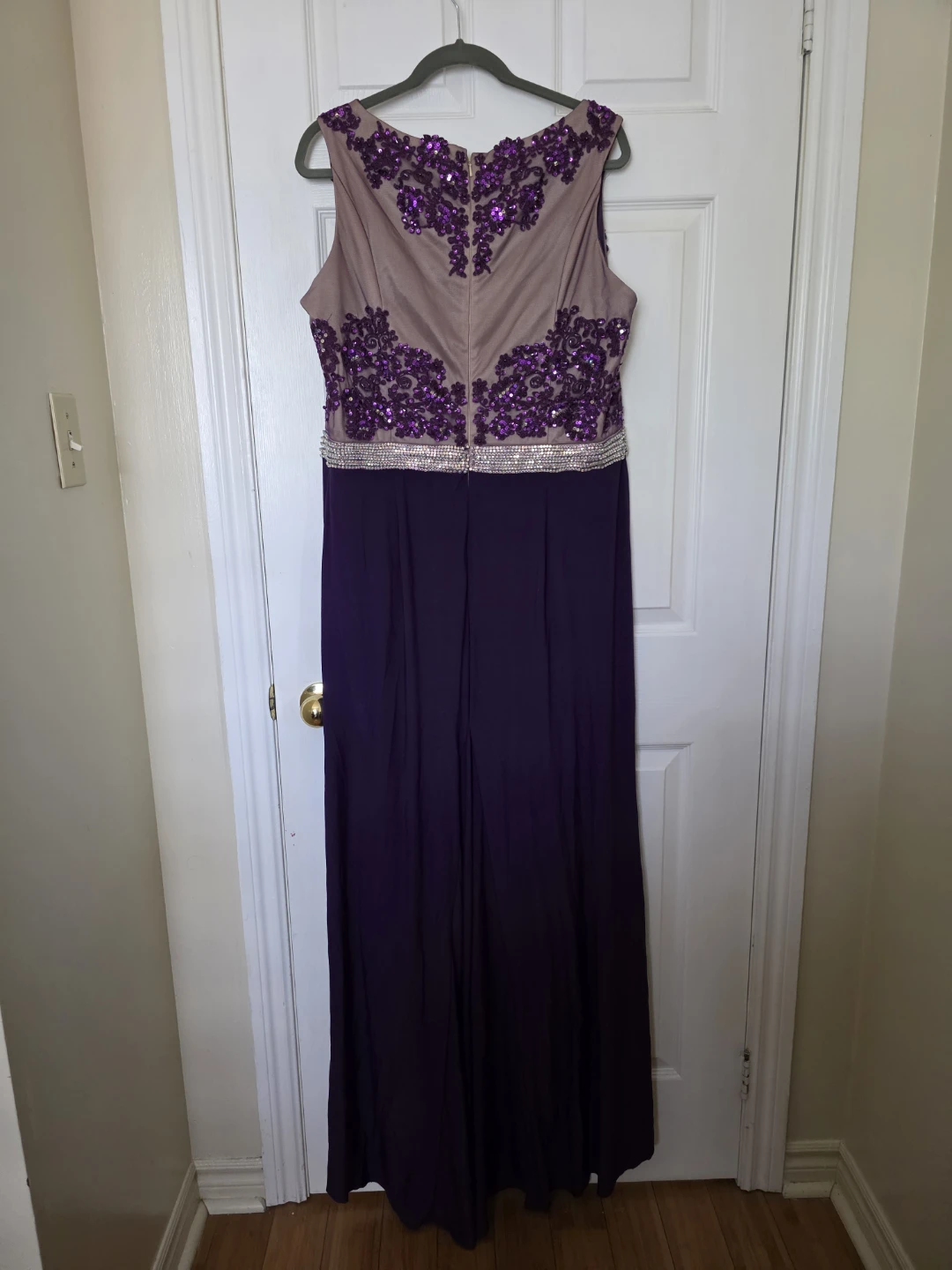 Beautiful dress - photo 2
