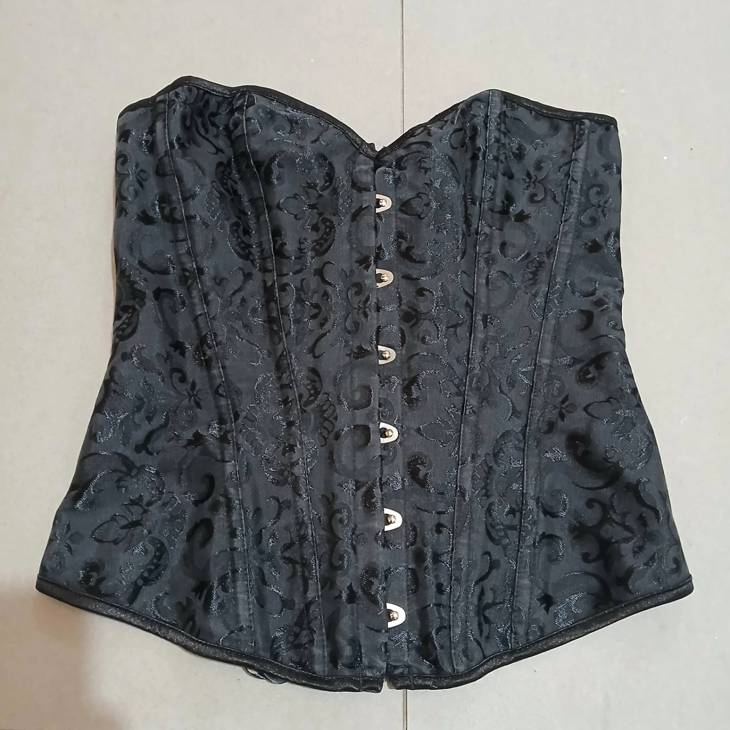 ⚽ Black corset
