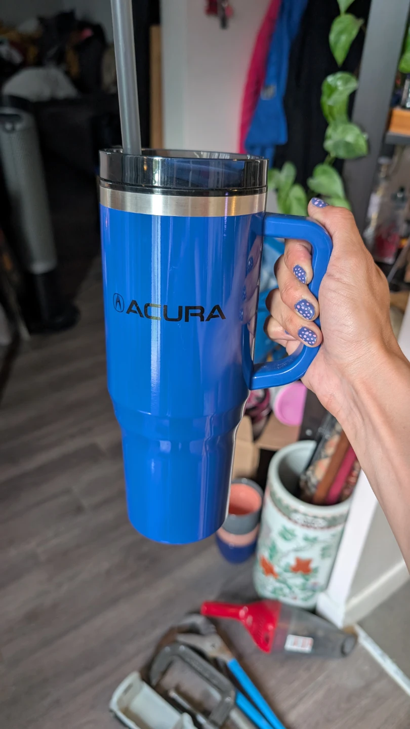 Huge plastic travel mug "ACURA"