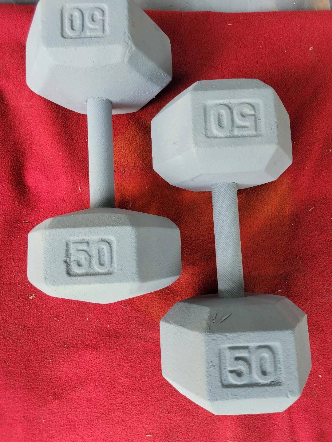 SET OF  50LB  HEXHEAD DUMBBELLS  TOTAL 100LBs