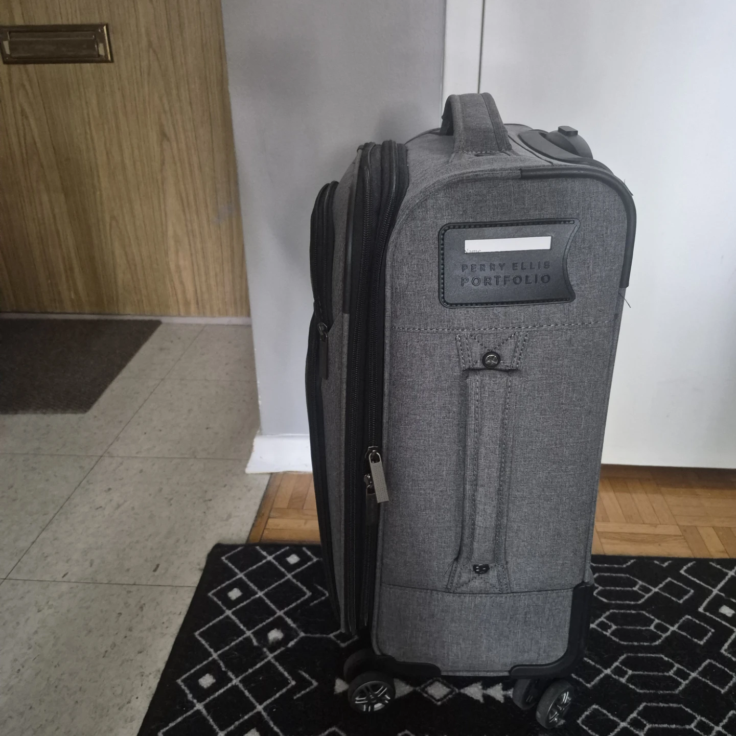 Perry Ellis Carry-On Luggage (Expandable) – Like New - photo 2