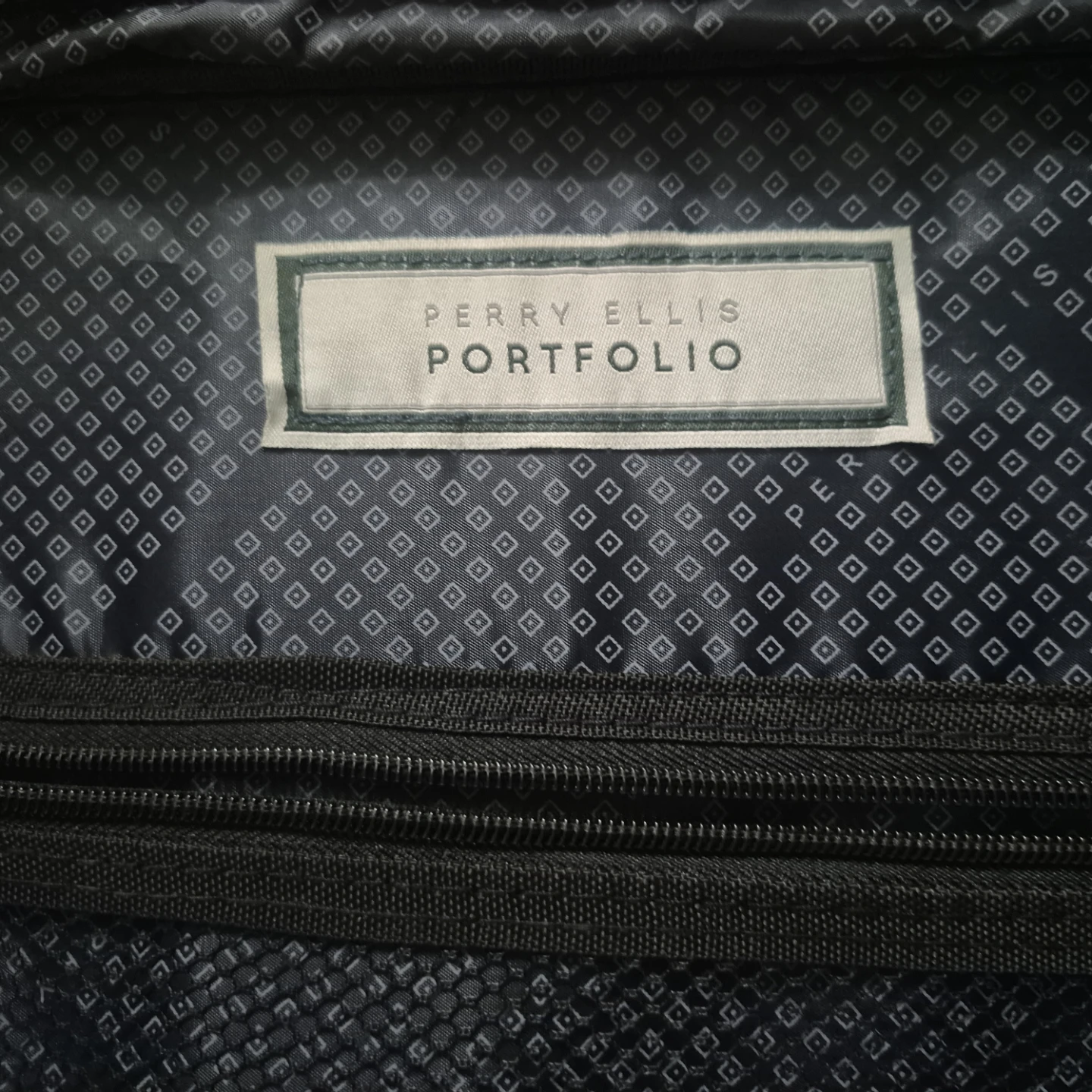 Perry Ellis Carry-On Luggage (Expandable) – Like New - photo 5