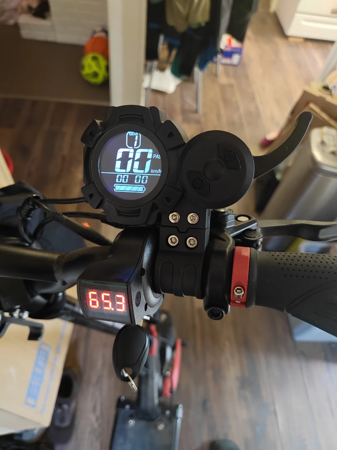 Tsunami scooter - photo 2