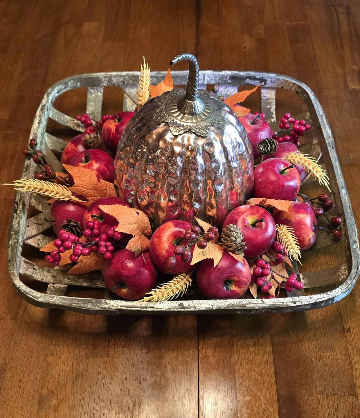 Fall Table Arrangement