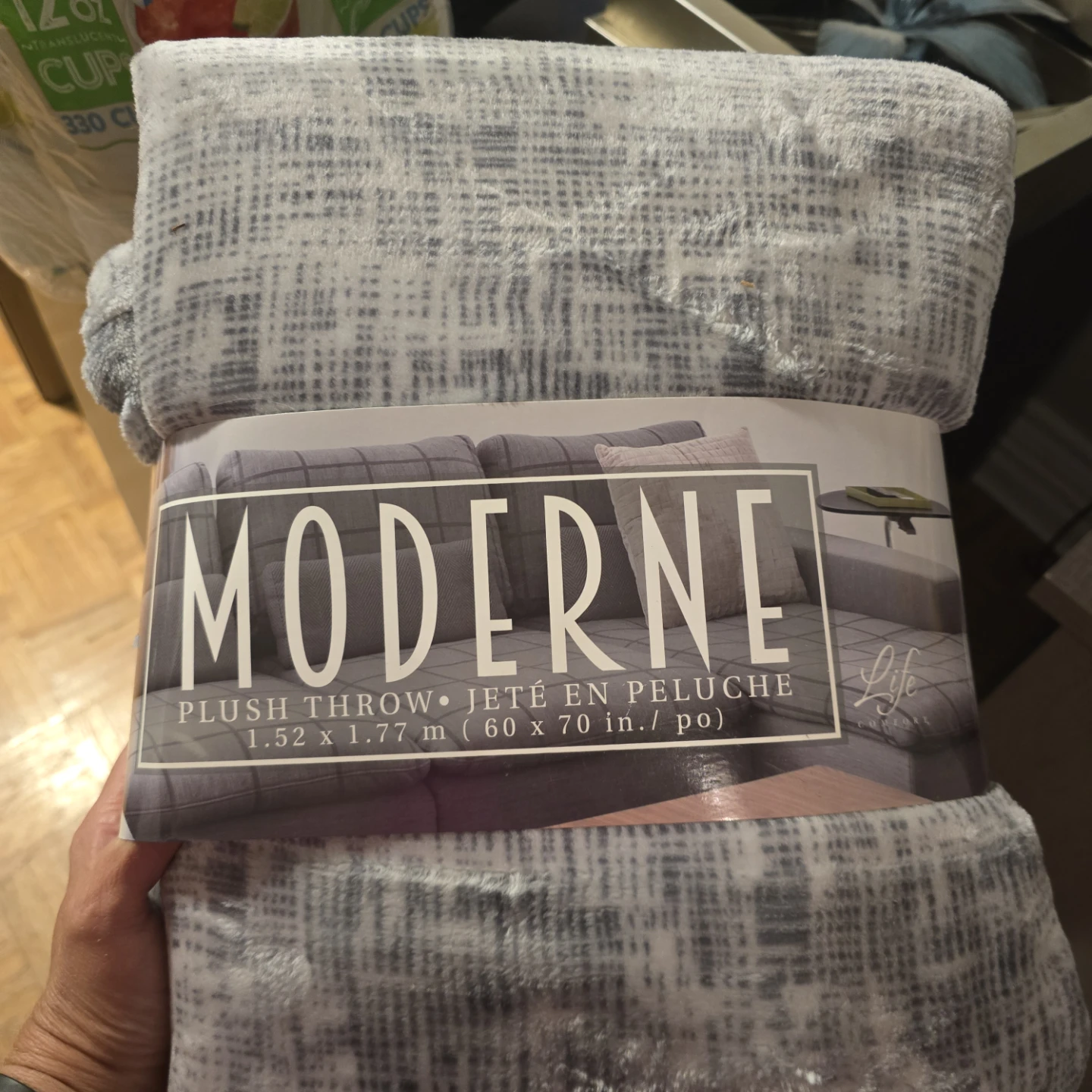 Life Comfort Moderne Plush Throw Blanket 60 x 70 in.