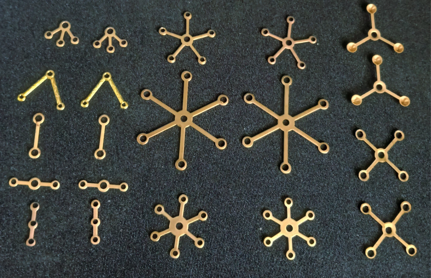 Lot of 20 Assorted Brass Connectors - photo 5