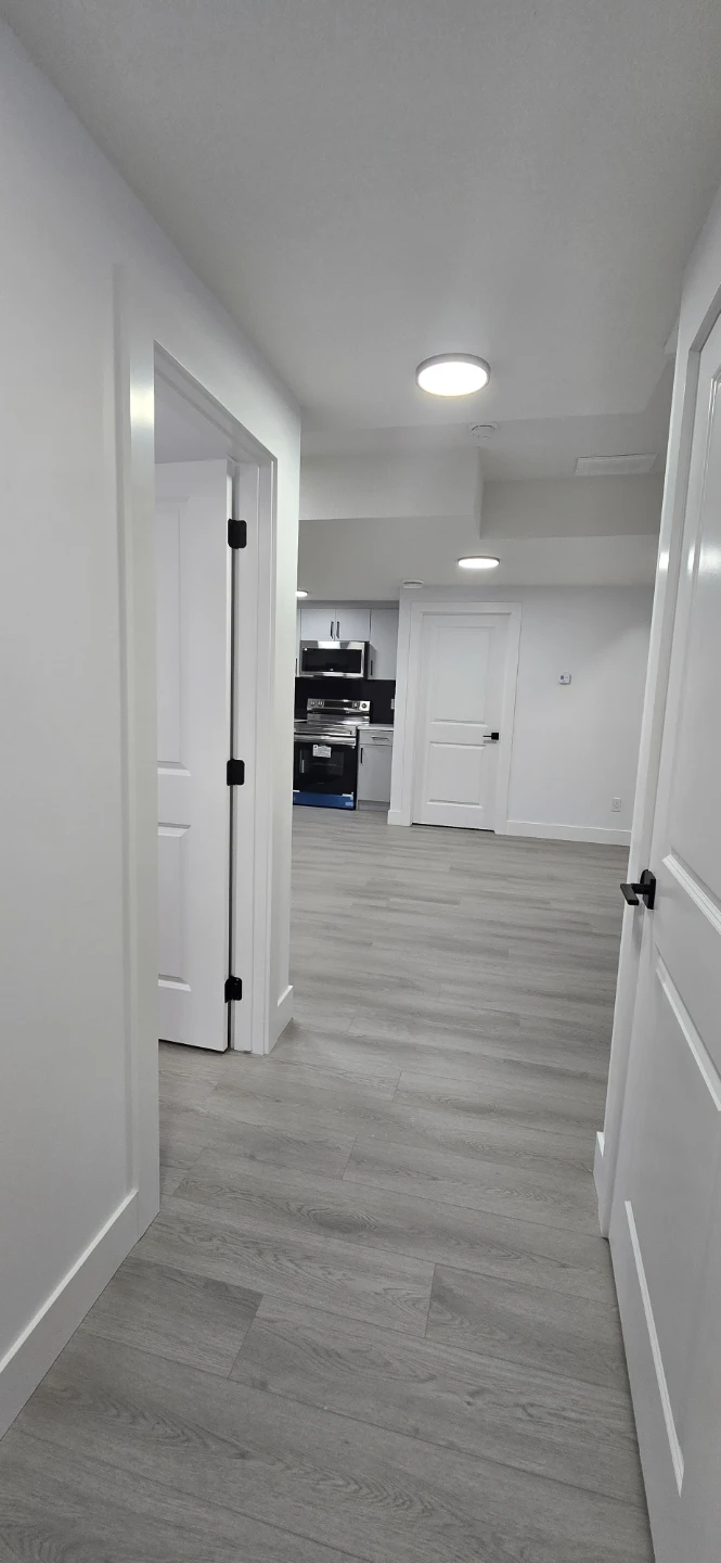 2 bedroom basement - photo 4