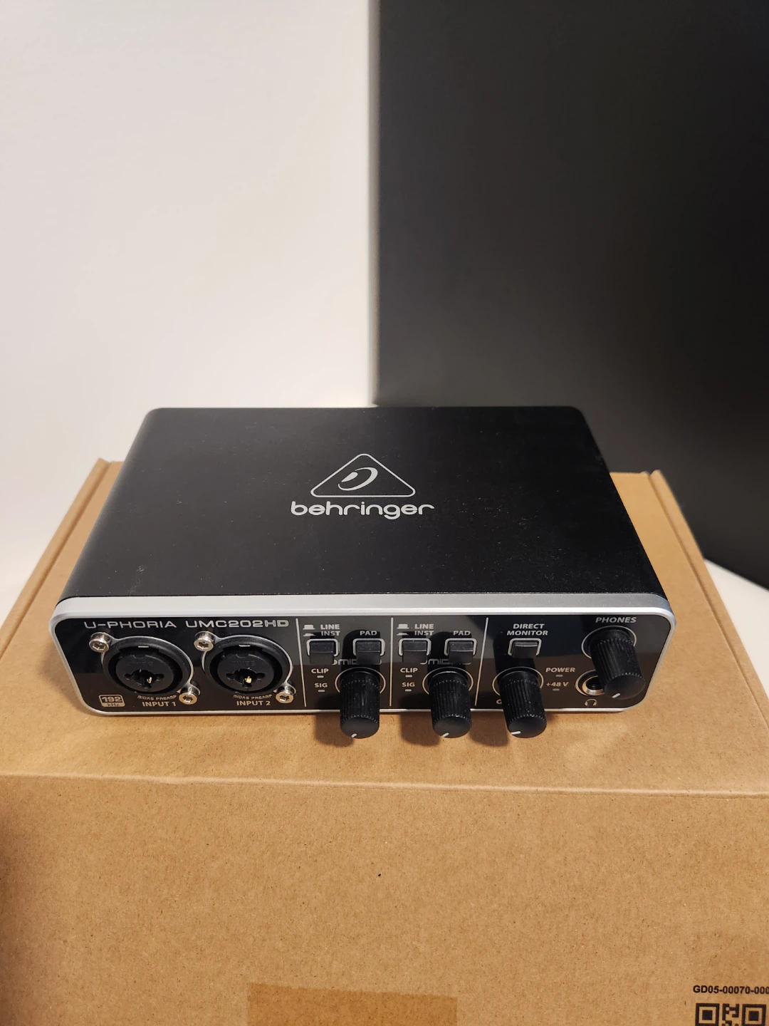 Behringer UMC202HD USB Audio Interface - photo 2