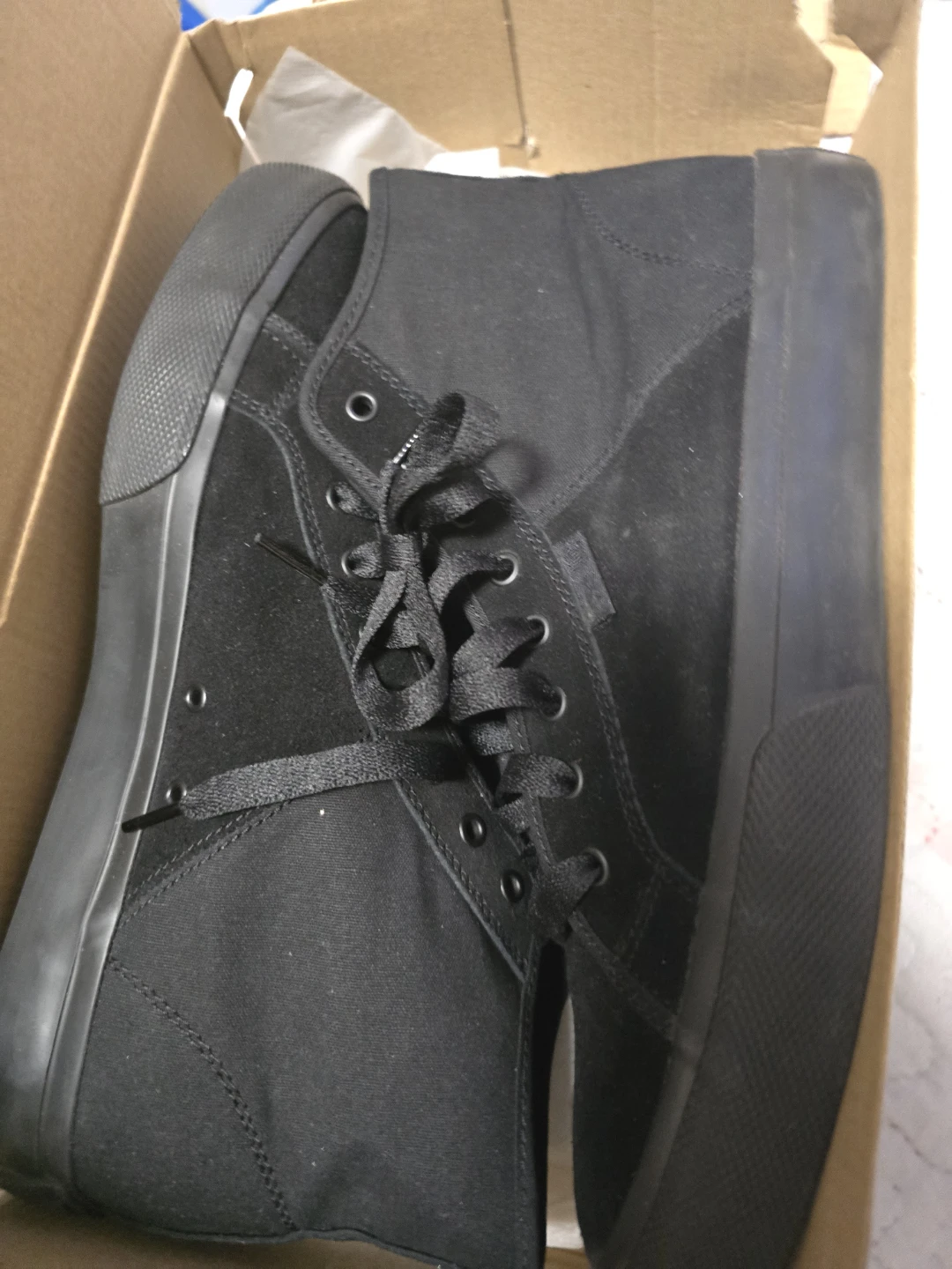 DC Shoes Black High-Top Sneakers