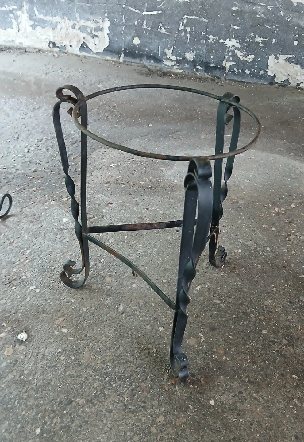 Pair Wrought Iron Plant Stands - photo 3