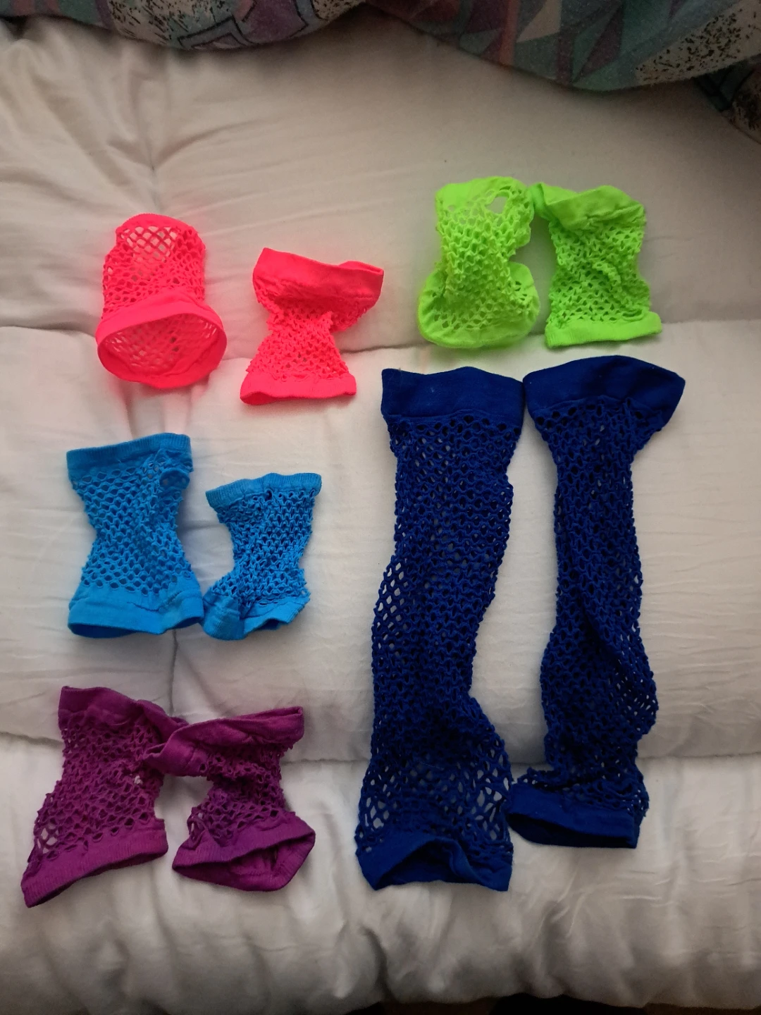 Neon Fishnet Gloves Set
