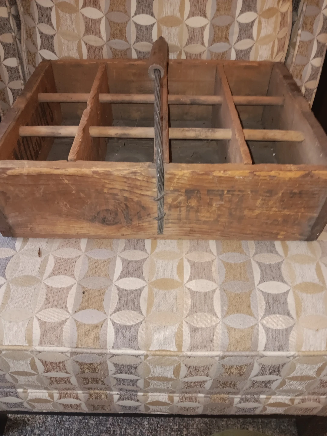 Vintage Molson's Wooden Beer Crate Carrier - photo 4