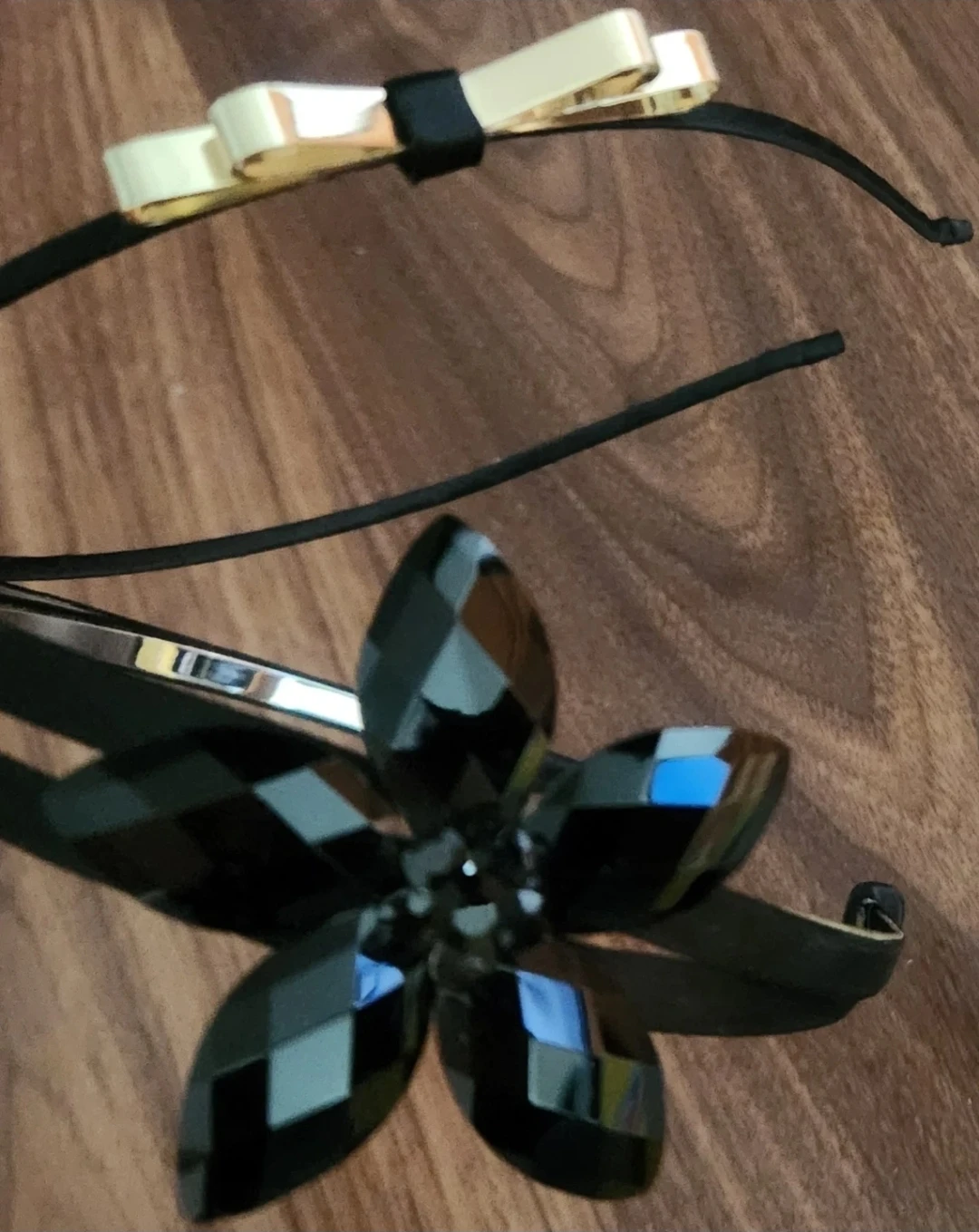⚽Bundle: 2 Black Headbands - Flower and Bow - photo 2