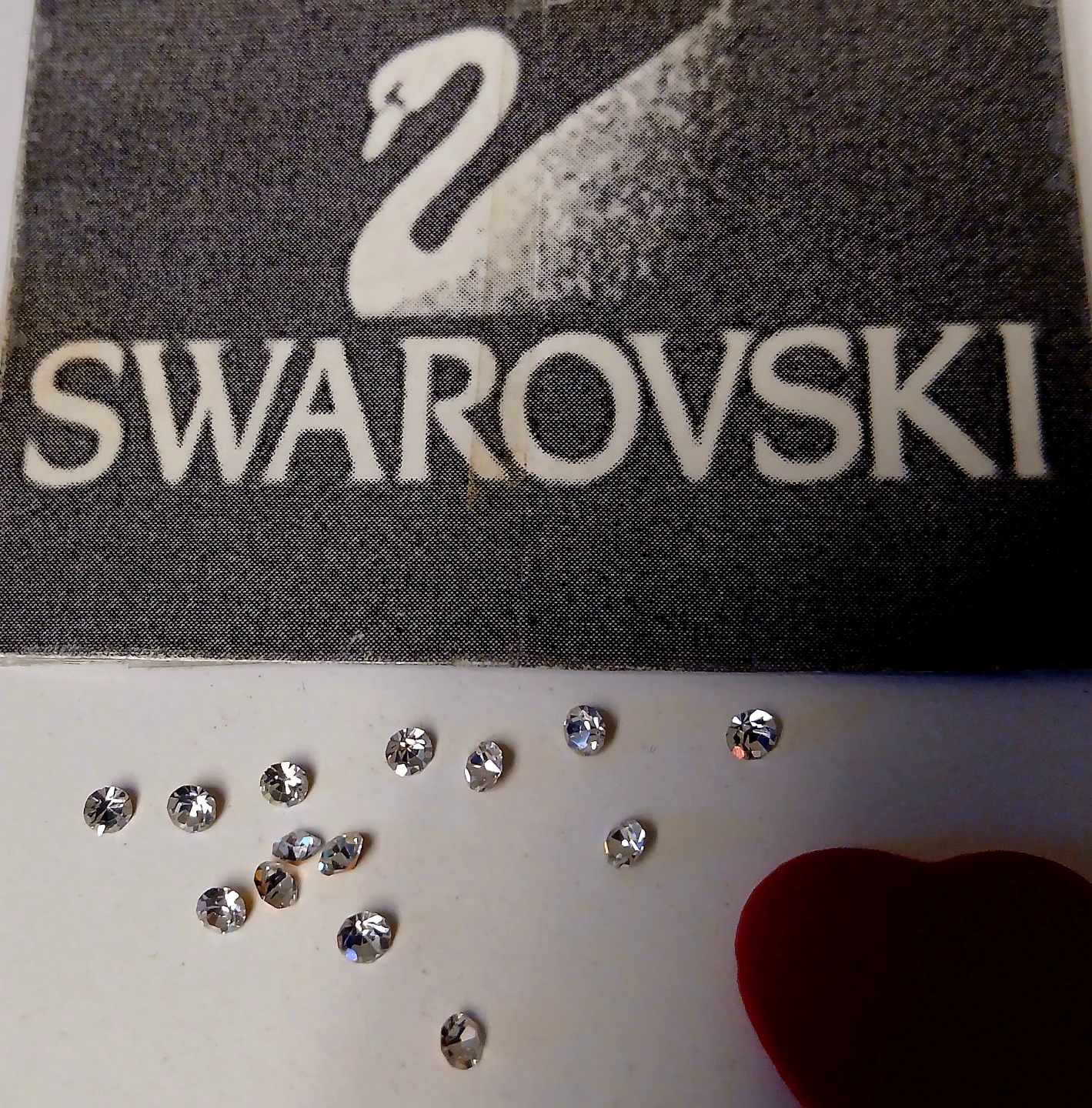 Swarovski brillian cut clear Rhinestones - 20 pc