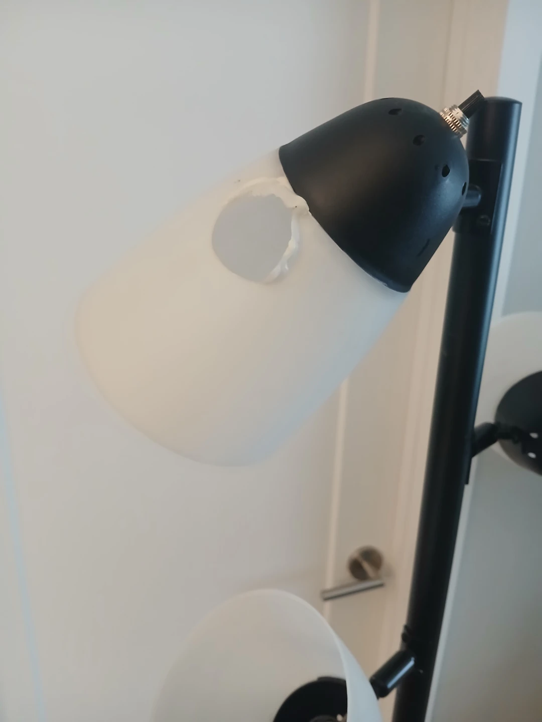 Black Floor Lamp with 3 Lights - photo 2