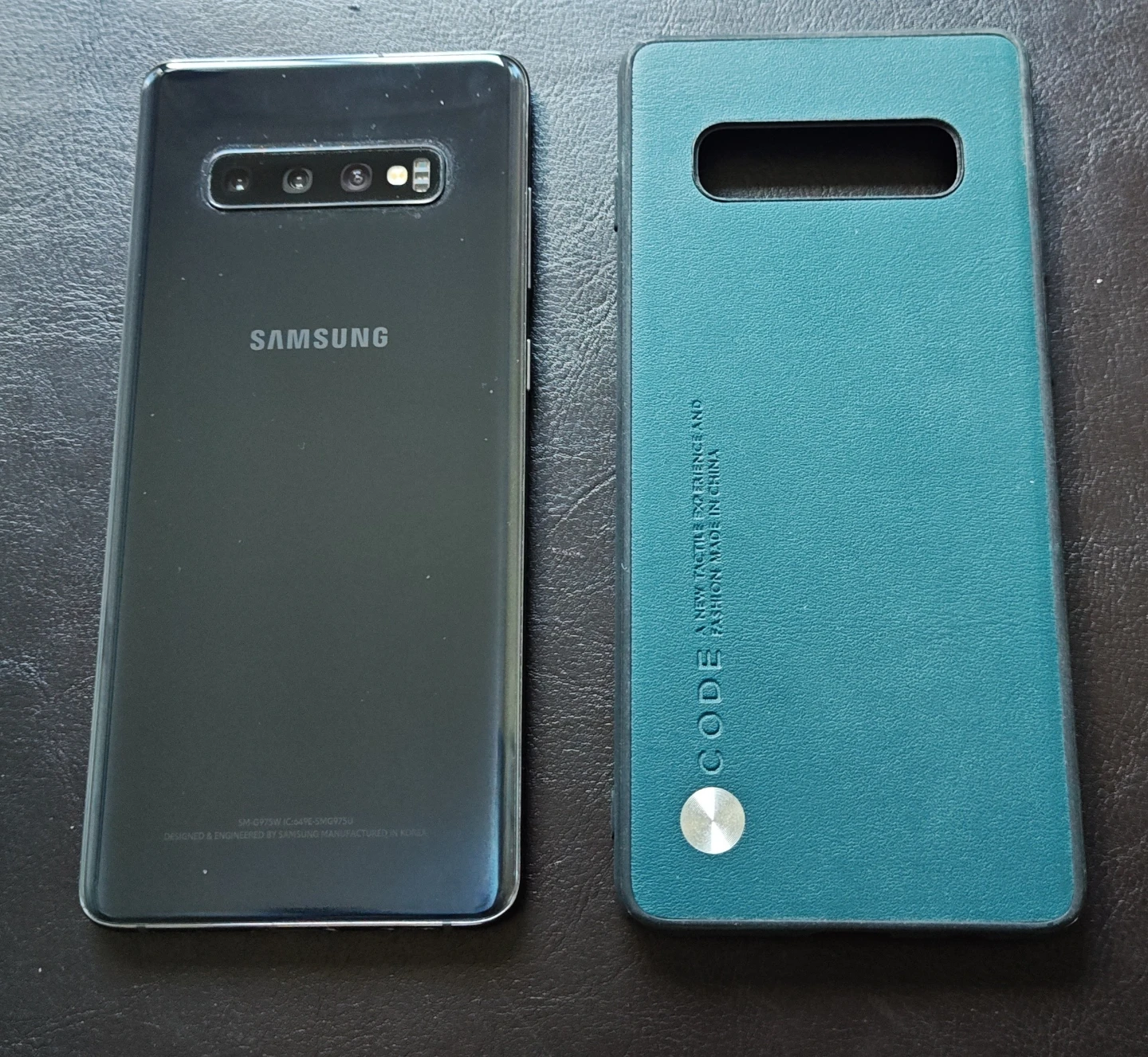 Samsung Galaxy S10+ with Protective Case. Almost Mint Condition - photo 2