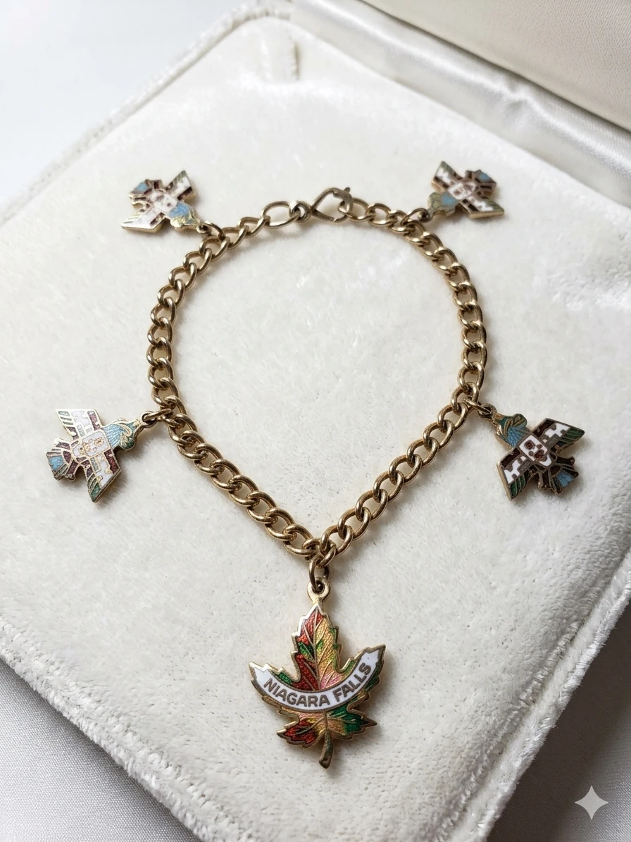 Vintage Mid-Century Canadian Souvenir Charm Bracelet