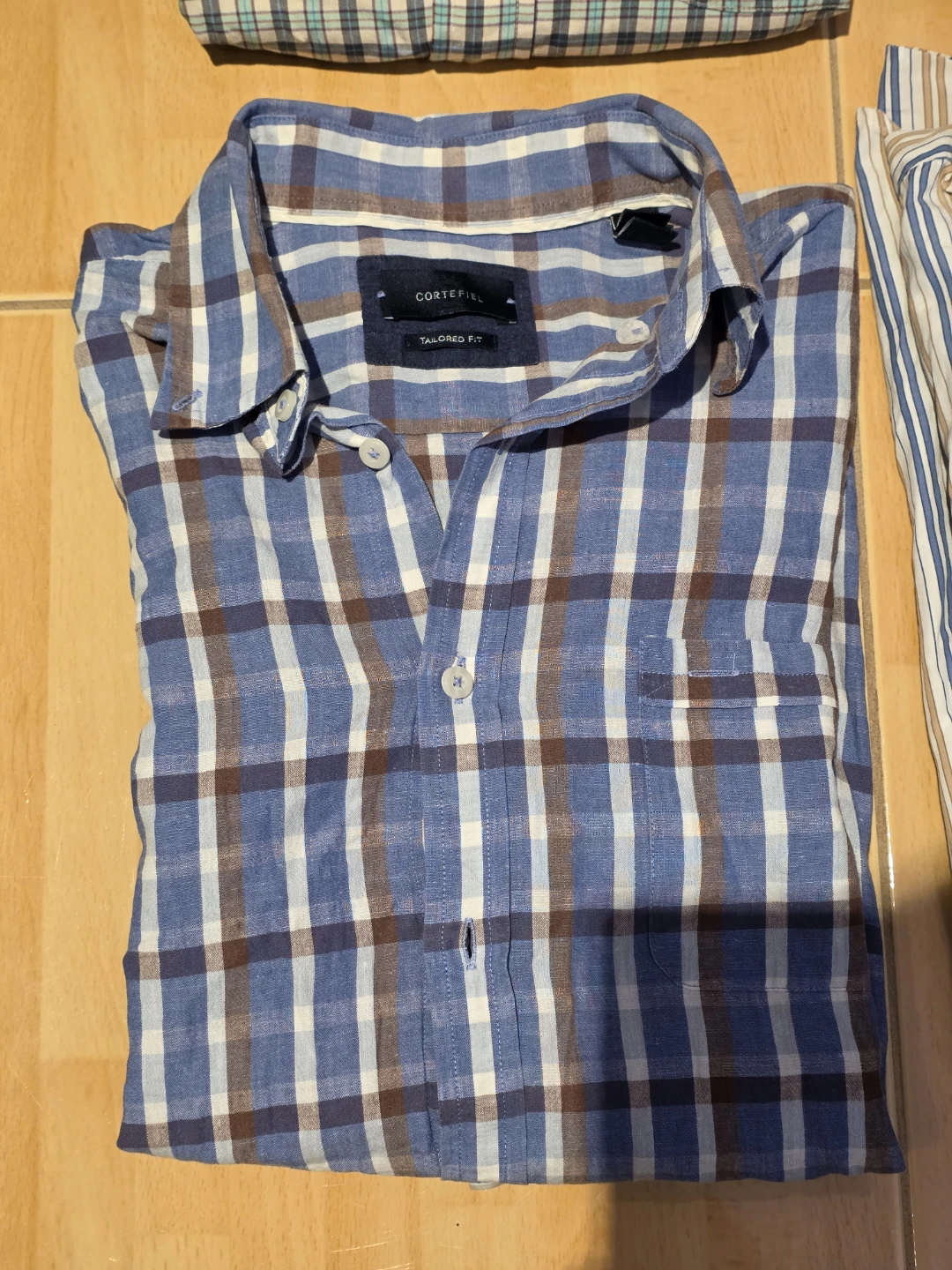 Men’s Shirts – Excellent Condition - photo 2