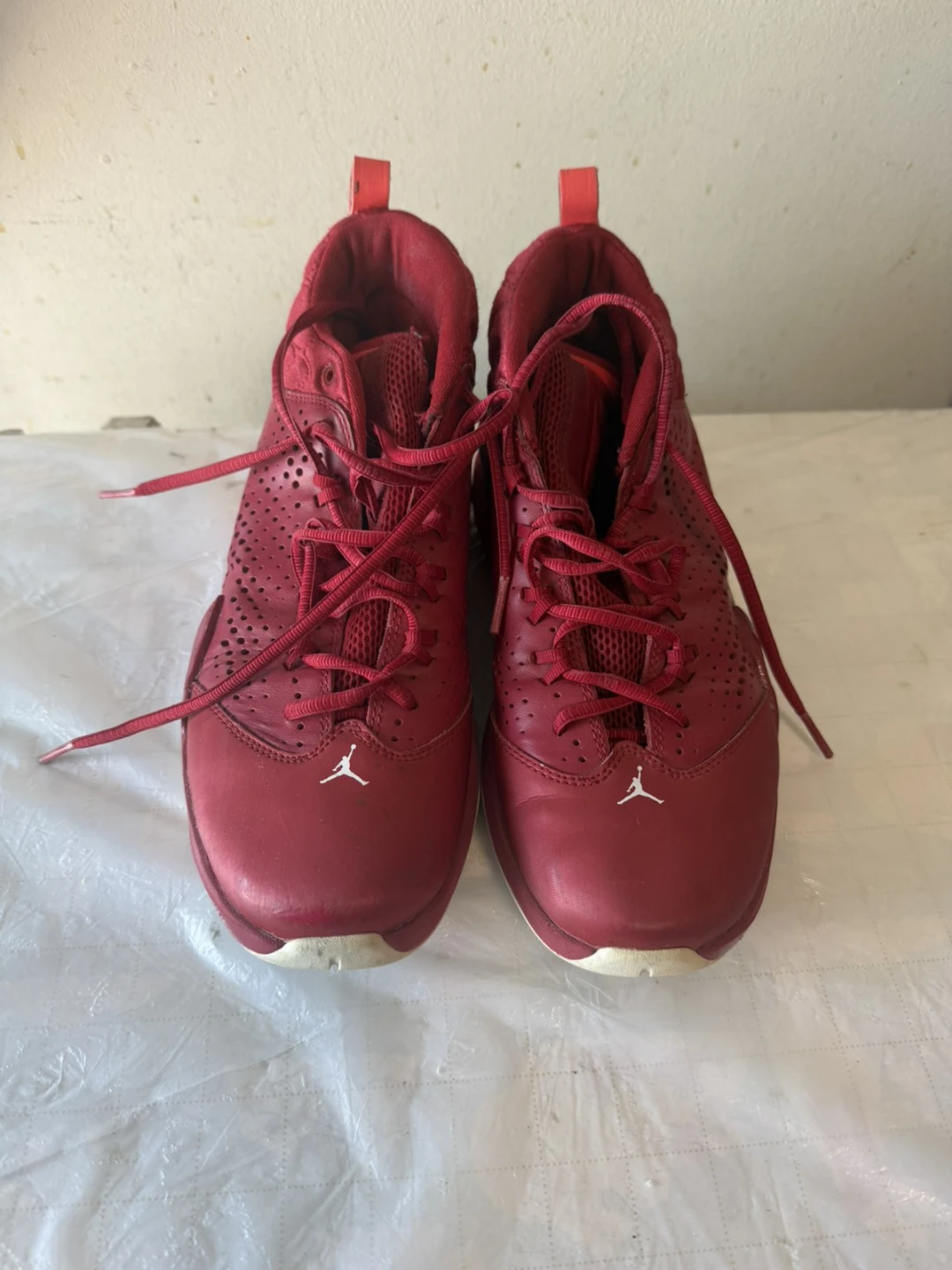 Jordan Basketball Shoes - Red