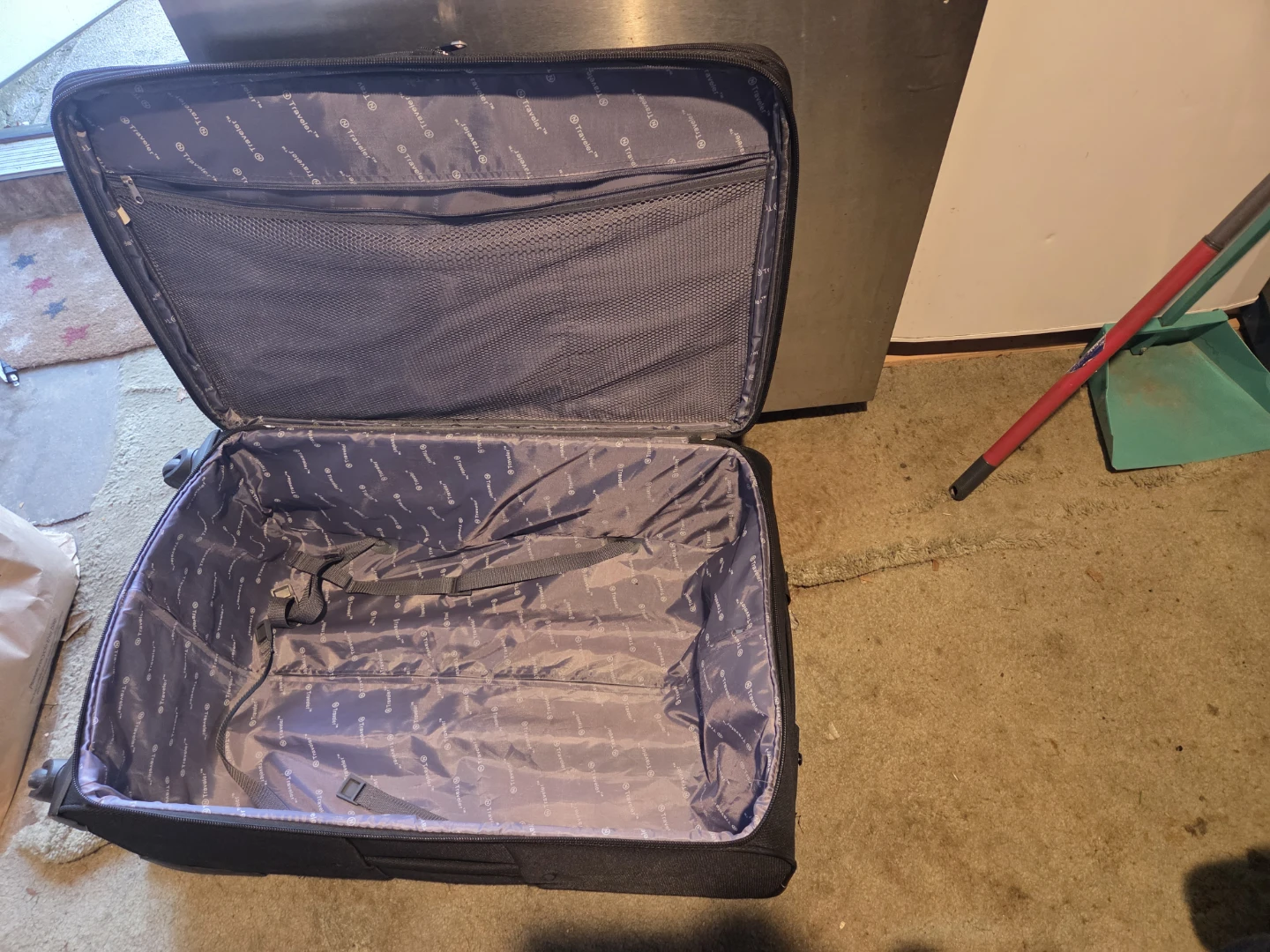 Black Lightweight Rolling Suitcase - photo 4