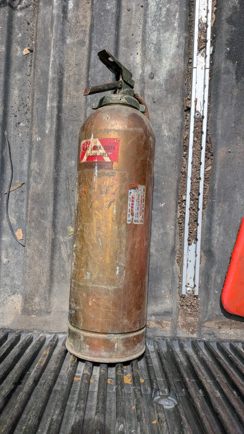 Vintage Fire Extinguisher - ⚽⚽⚽⚽For  Fires