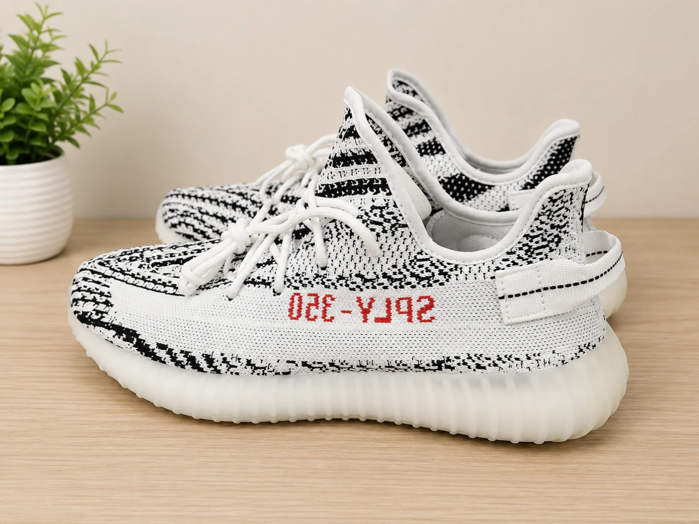 Adidas Yeezy Boost 350 V2 Zebra - photo 2