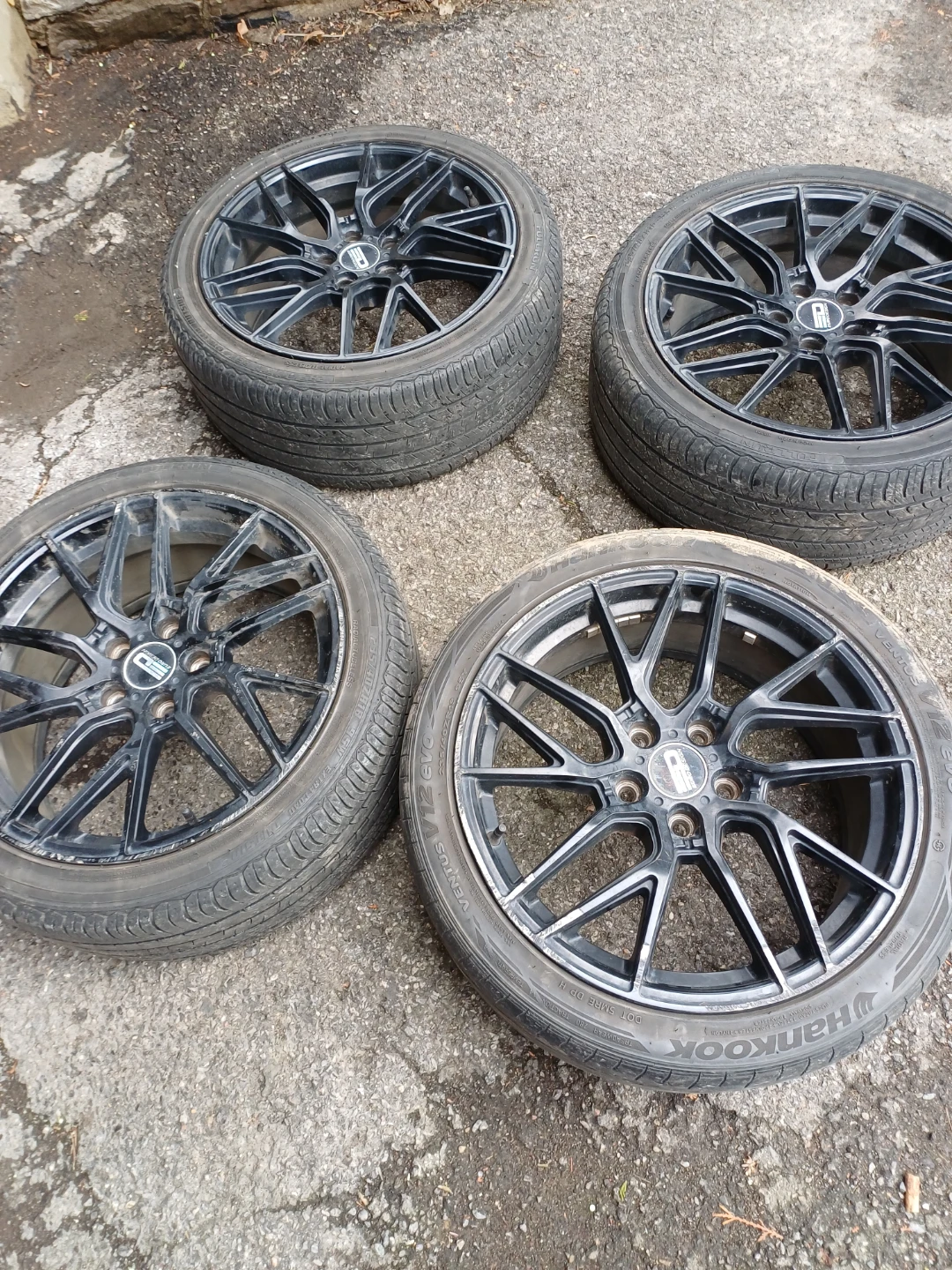 Set of 4 Black Aftermarket Wheels - photo 2