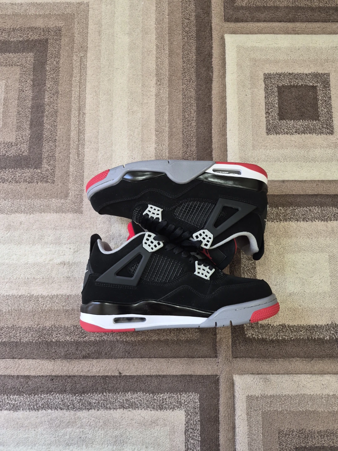Air Jordan 4 Retro Breds