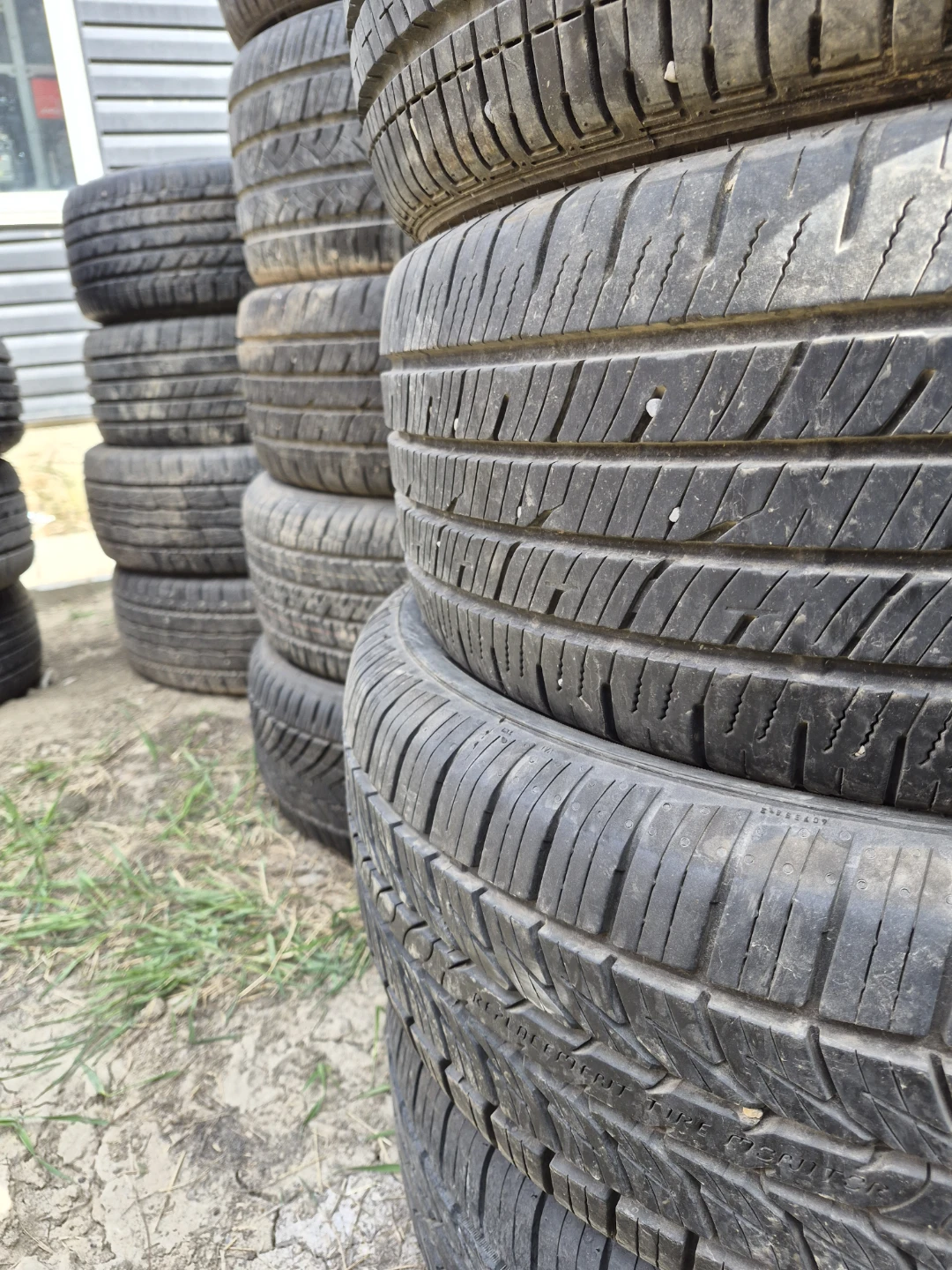 Single summer tires