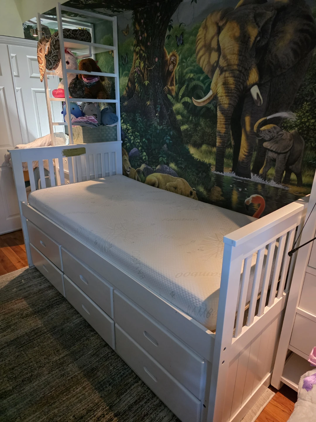 White Twin Daybed with Trundle and Storage Drawers - photo 3