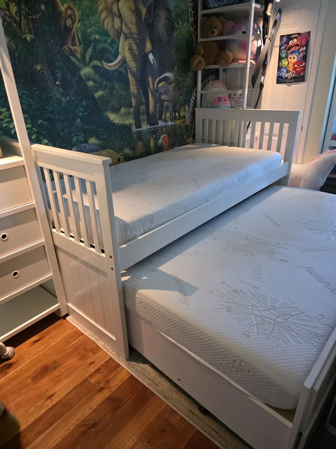 White Twin Daybed with Trundle and Storage Drawers - photo 4