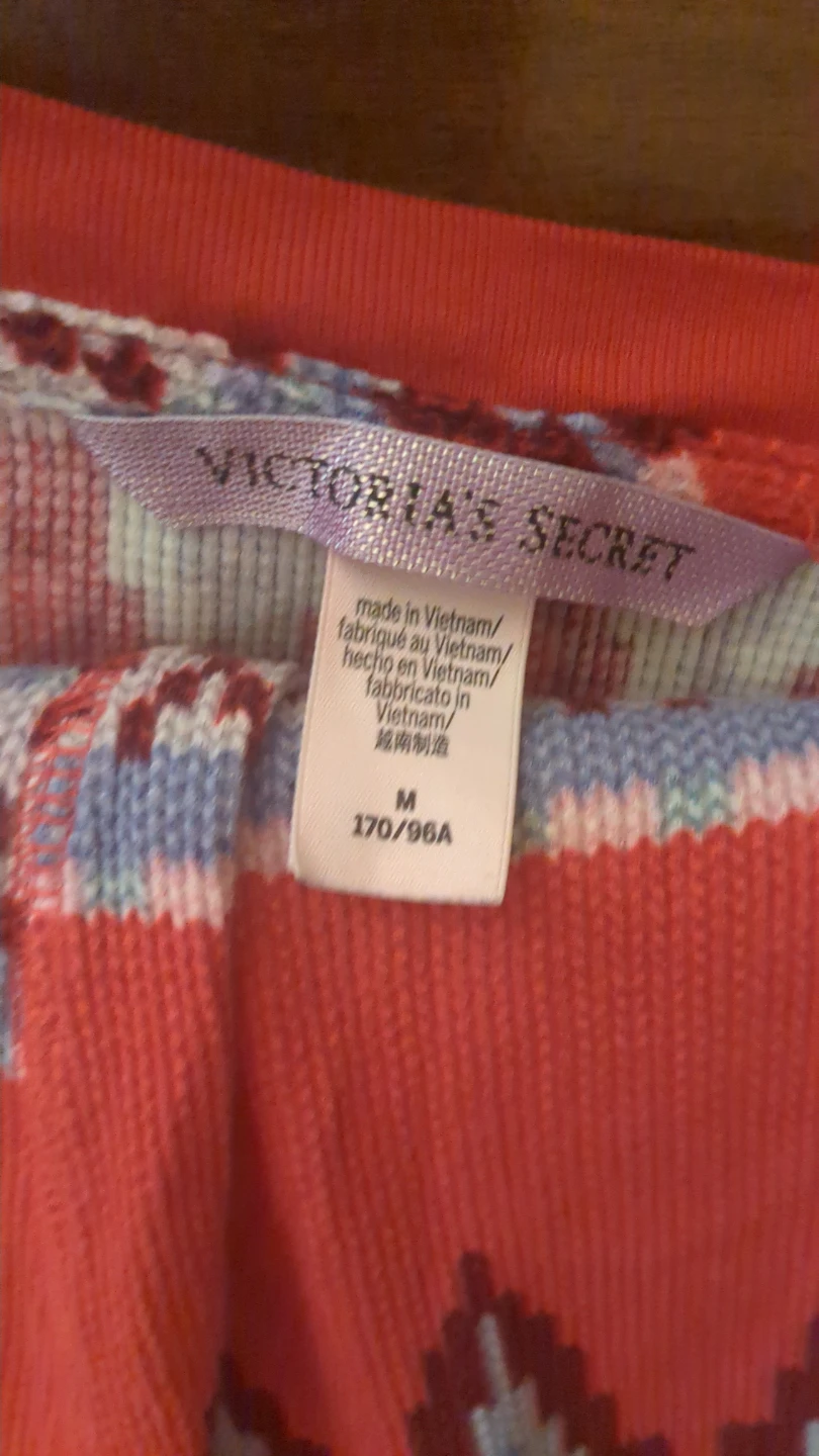 Victoria's Secret Pajama Set - Medium - photo 2