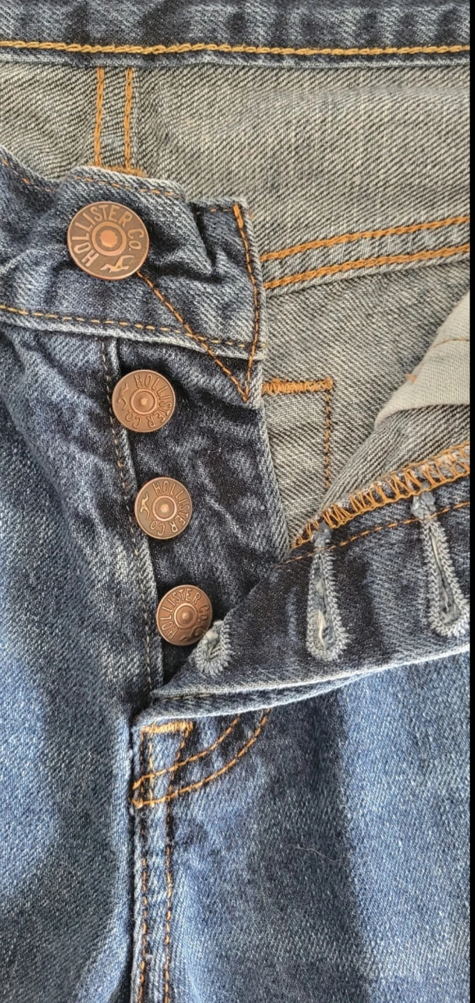 EUC Hollister Distressed Men's Jeans - photo 3