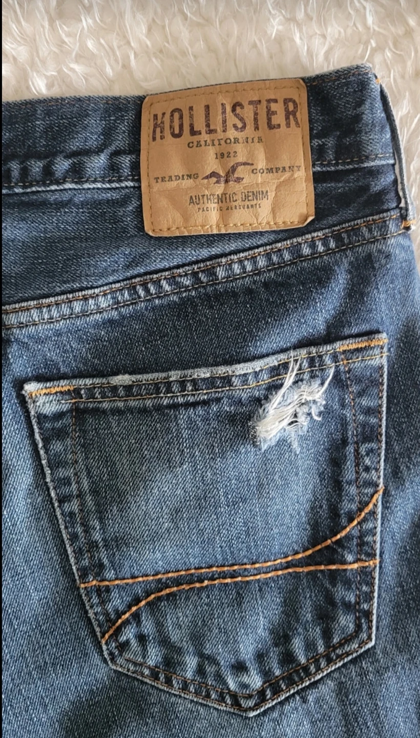 EUC Hollister Distressed Men's Jeans - photo 5
