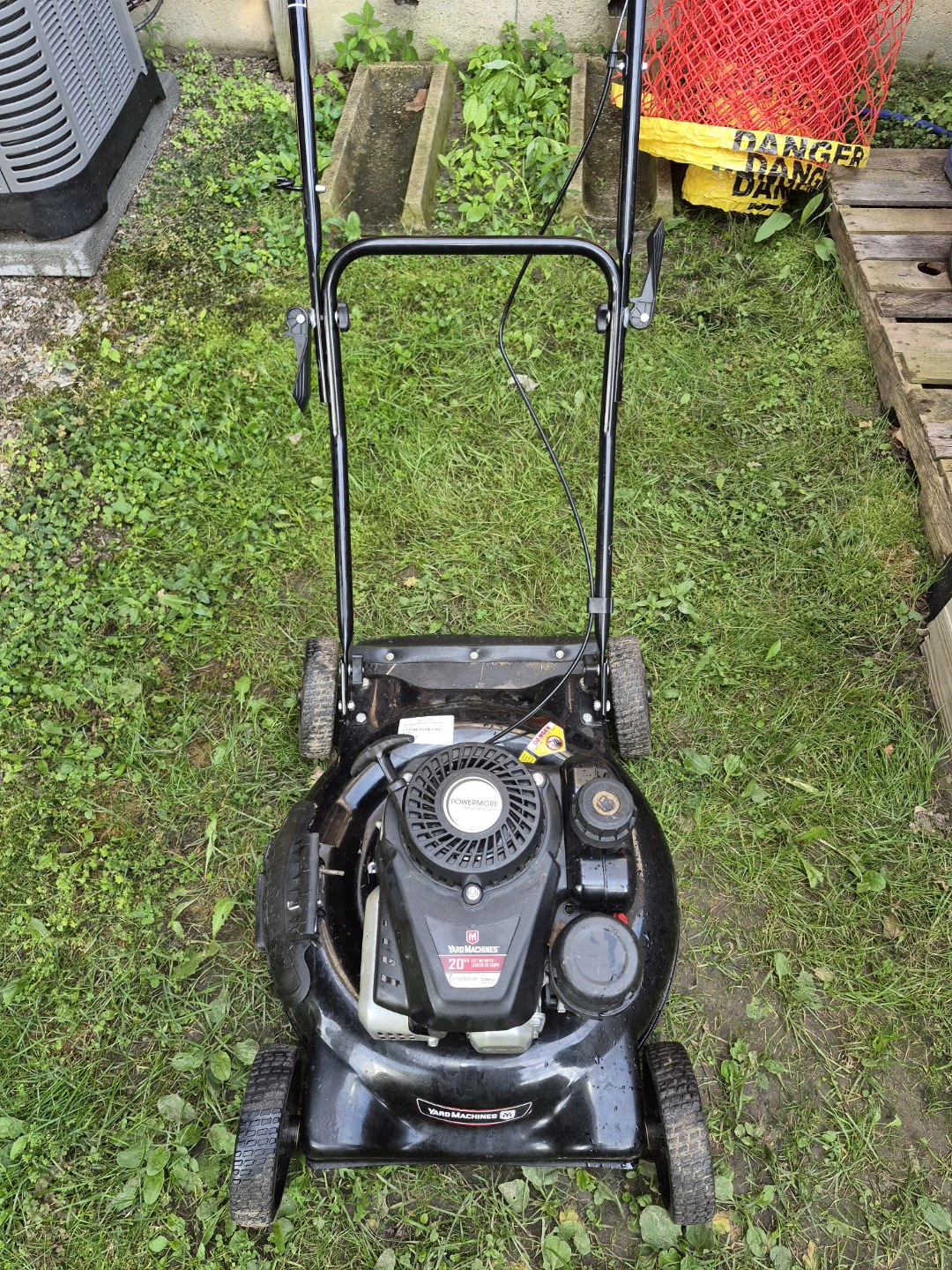 Yard Machines Lawnmower 20" Cutting Width - photo 3